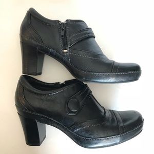 Clark’s Artisans Tripini Ankle Bootie Boots 7.5 M